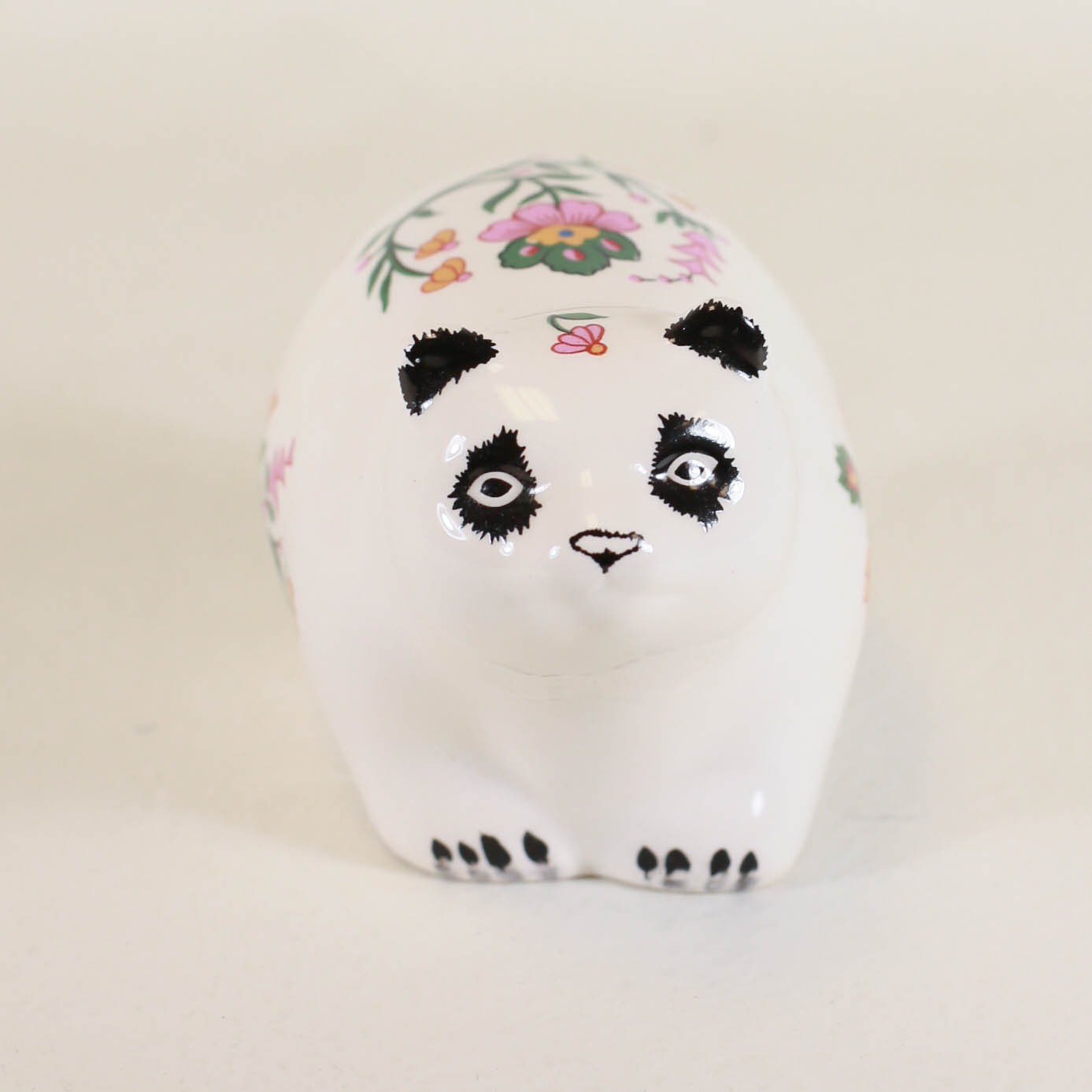 Collection of Vintage Asian Decor Items