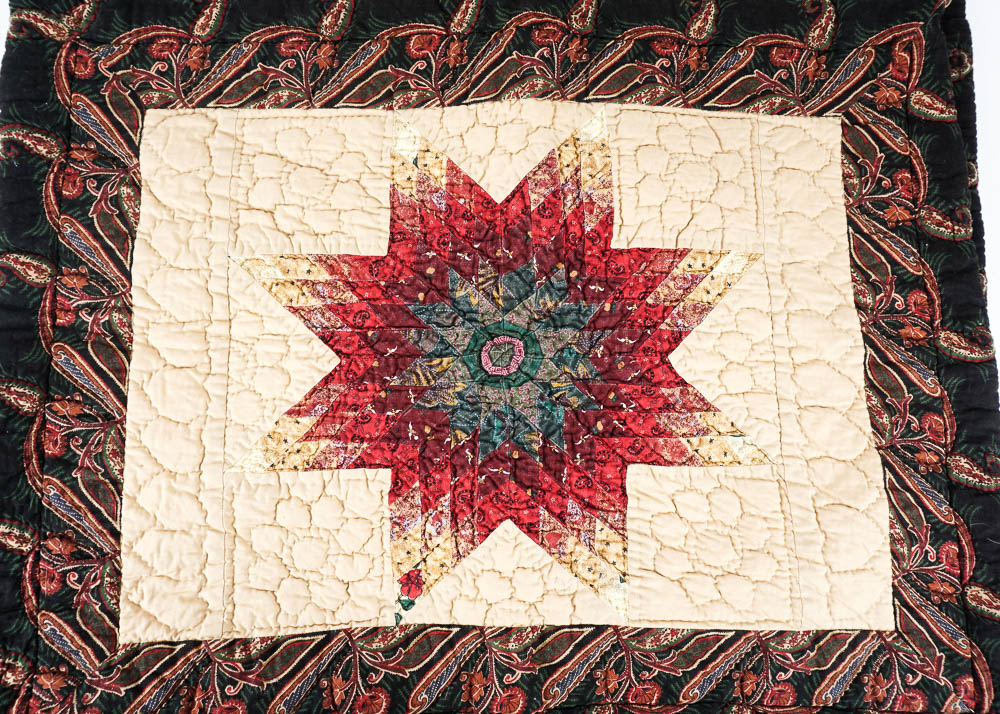 Queen Size Quilt with Throw Blanket and Throw Pillow