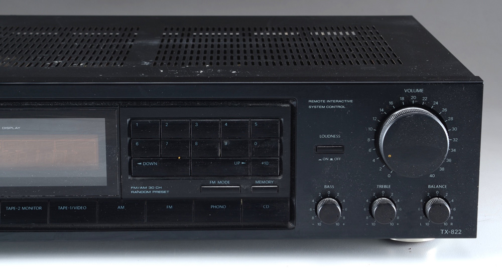 Onkyo Quartz Synthesized Tuner Amplifier R1