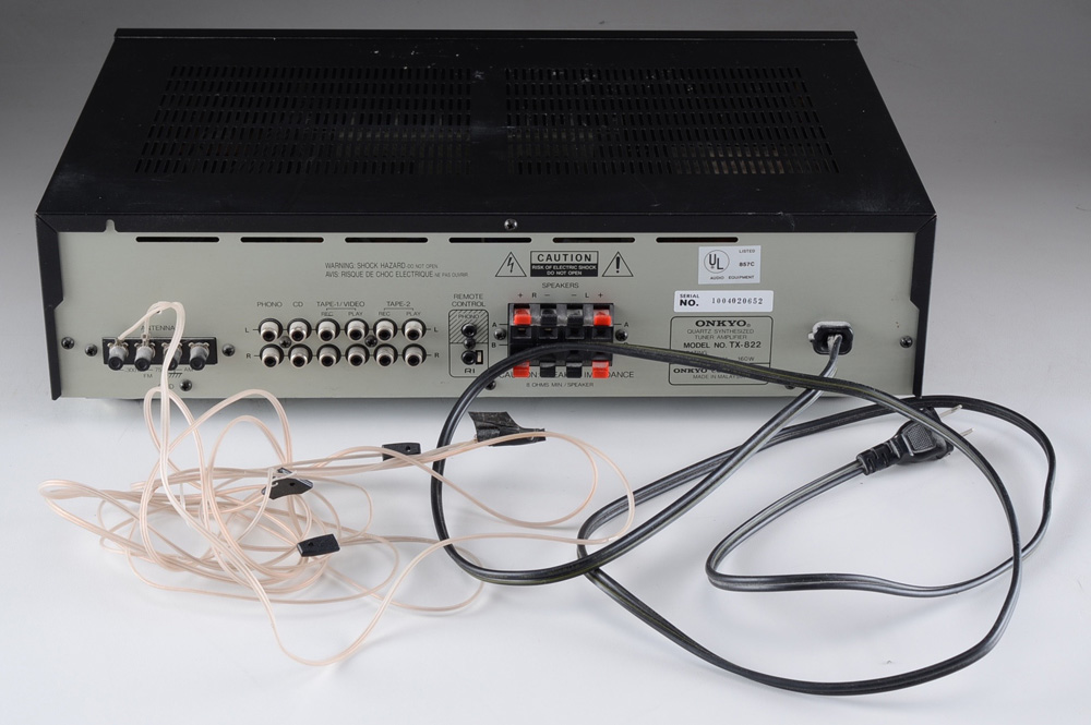 Onkyo Quartz Synthesized Tuner Amplifier R1