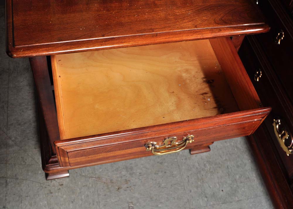 Kling Colonial Nightstand