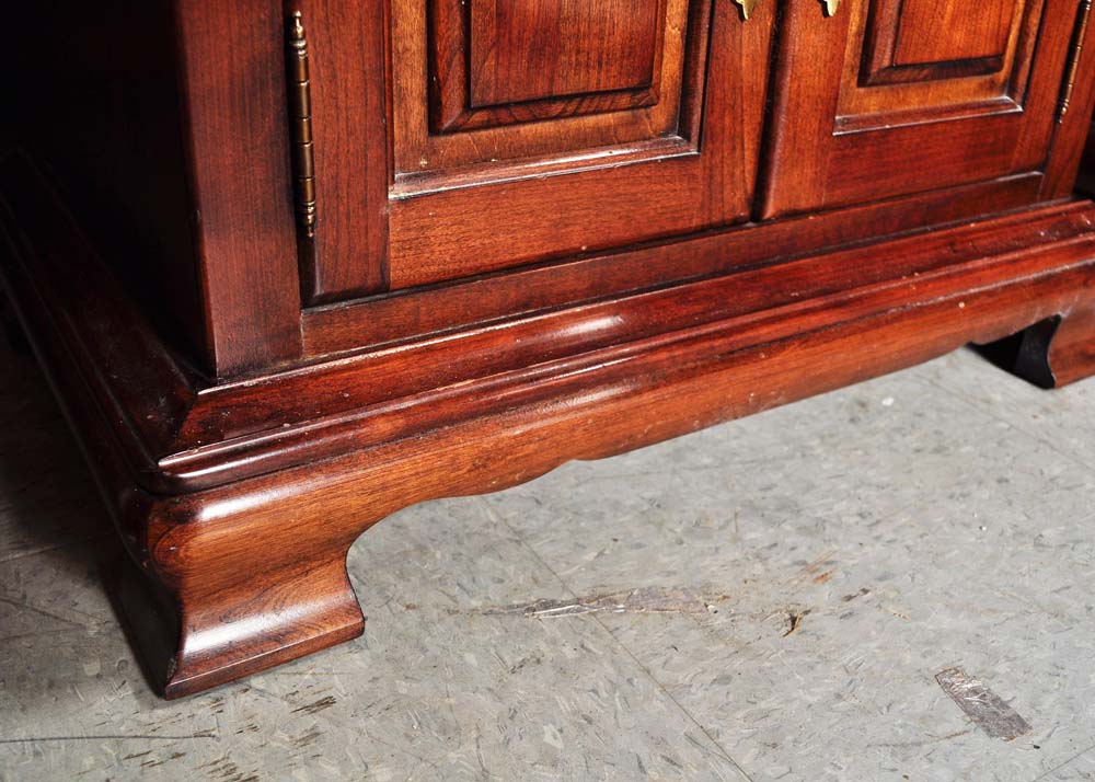 Kling Colonial Nightstand