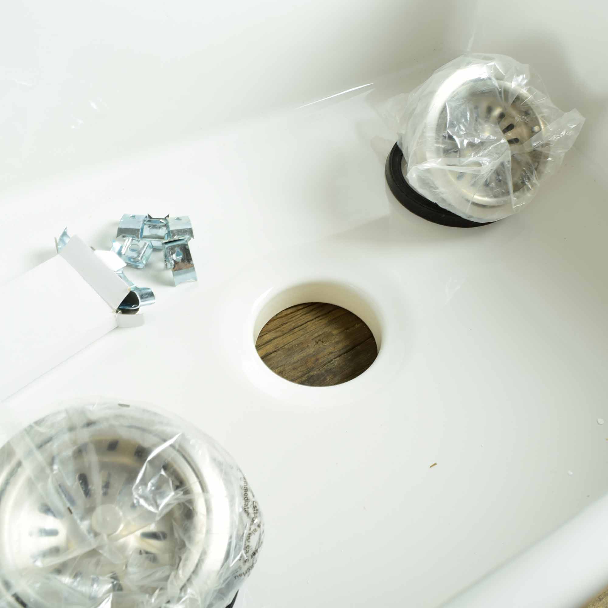 Whitehaus 24" White Farmhouse Kitchen Sink