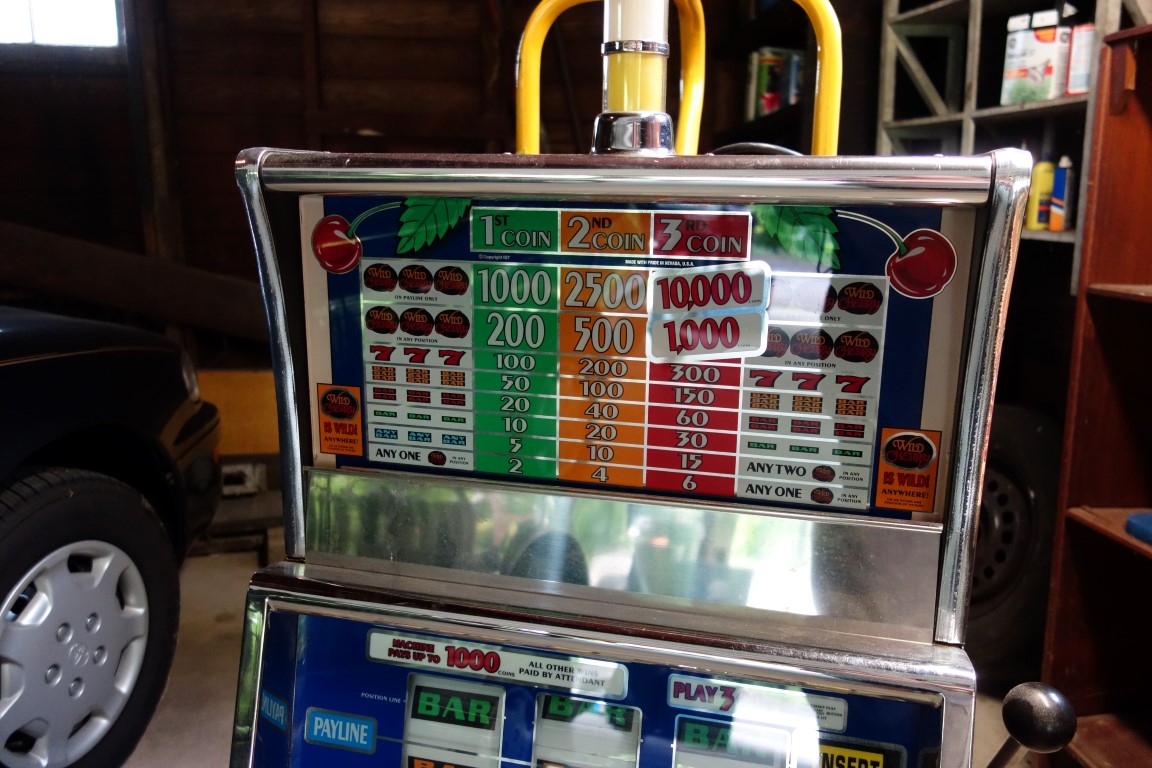 1997 IGT Wild Cherry Slot Machine
