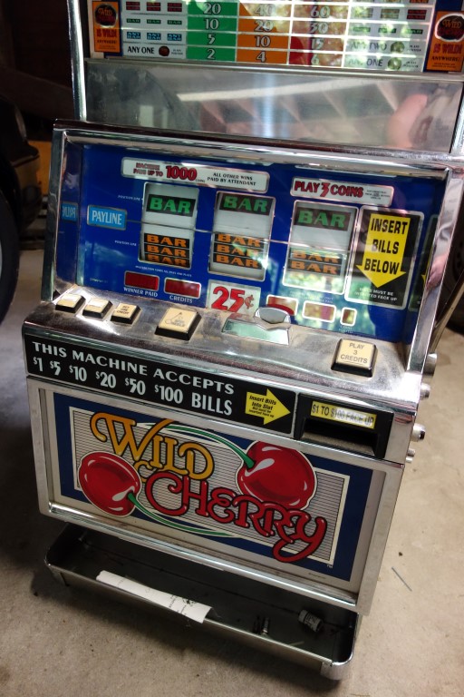 1997 IGT Wild Cherry Slot Machine