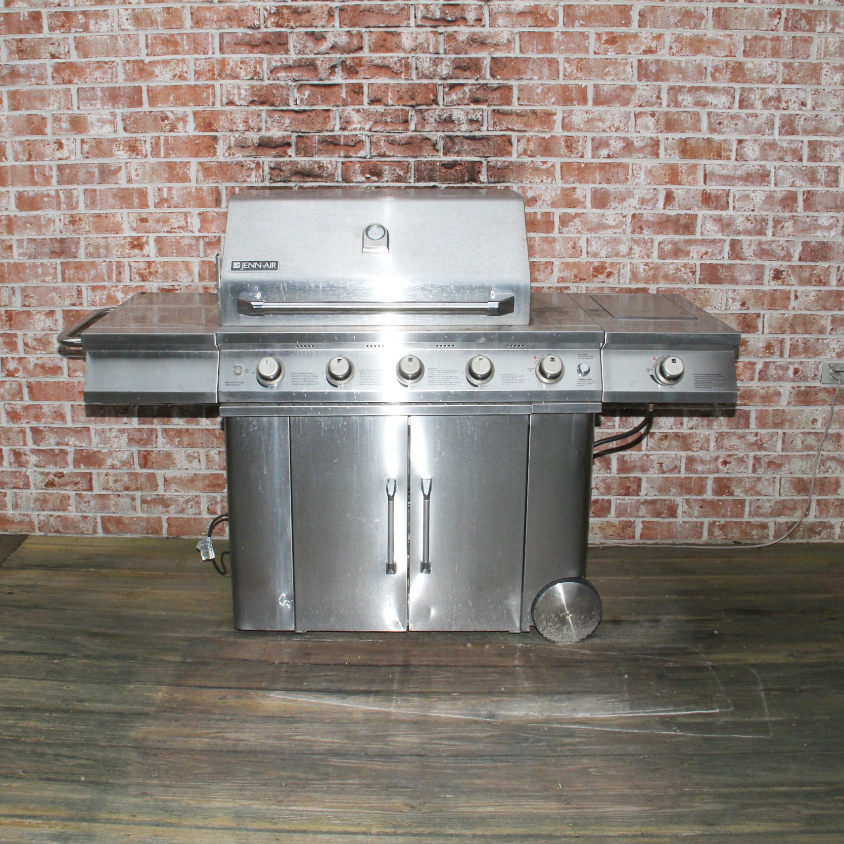 Jenn Air Propane Grill