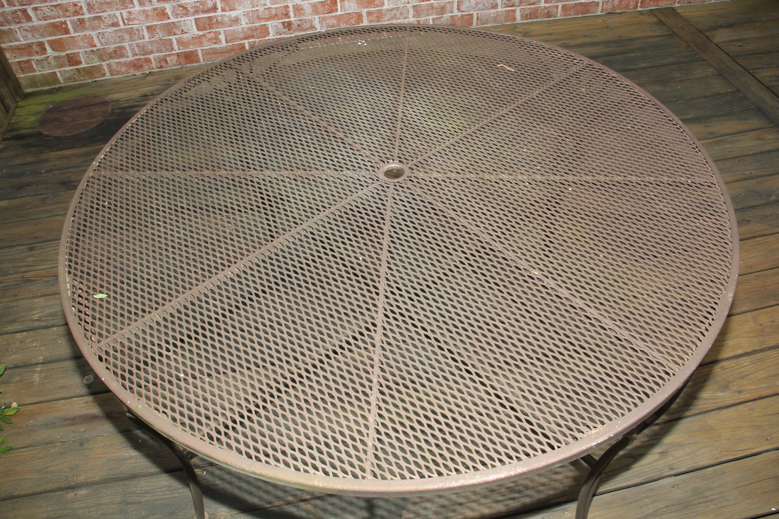 Set of Patio Table And Chairs