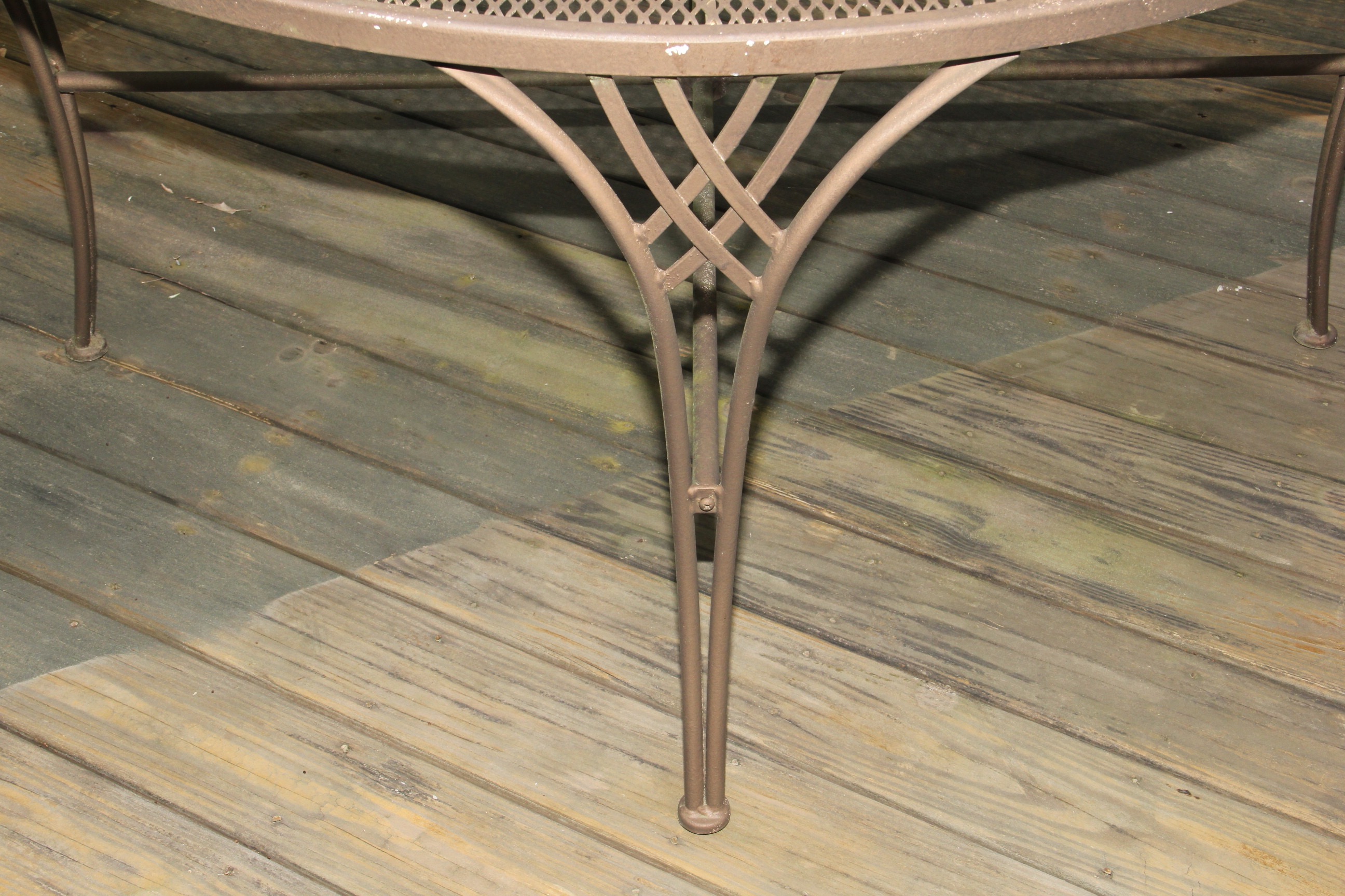 Set of Patio Table And Chairs