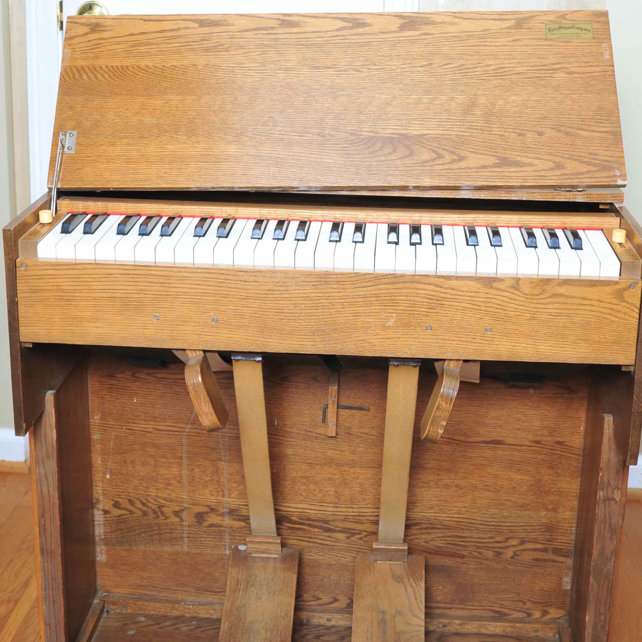 Antique Estey Portable Organ