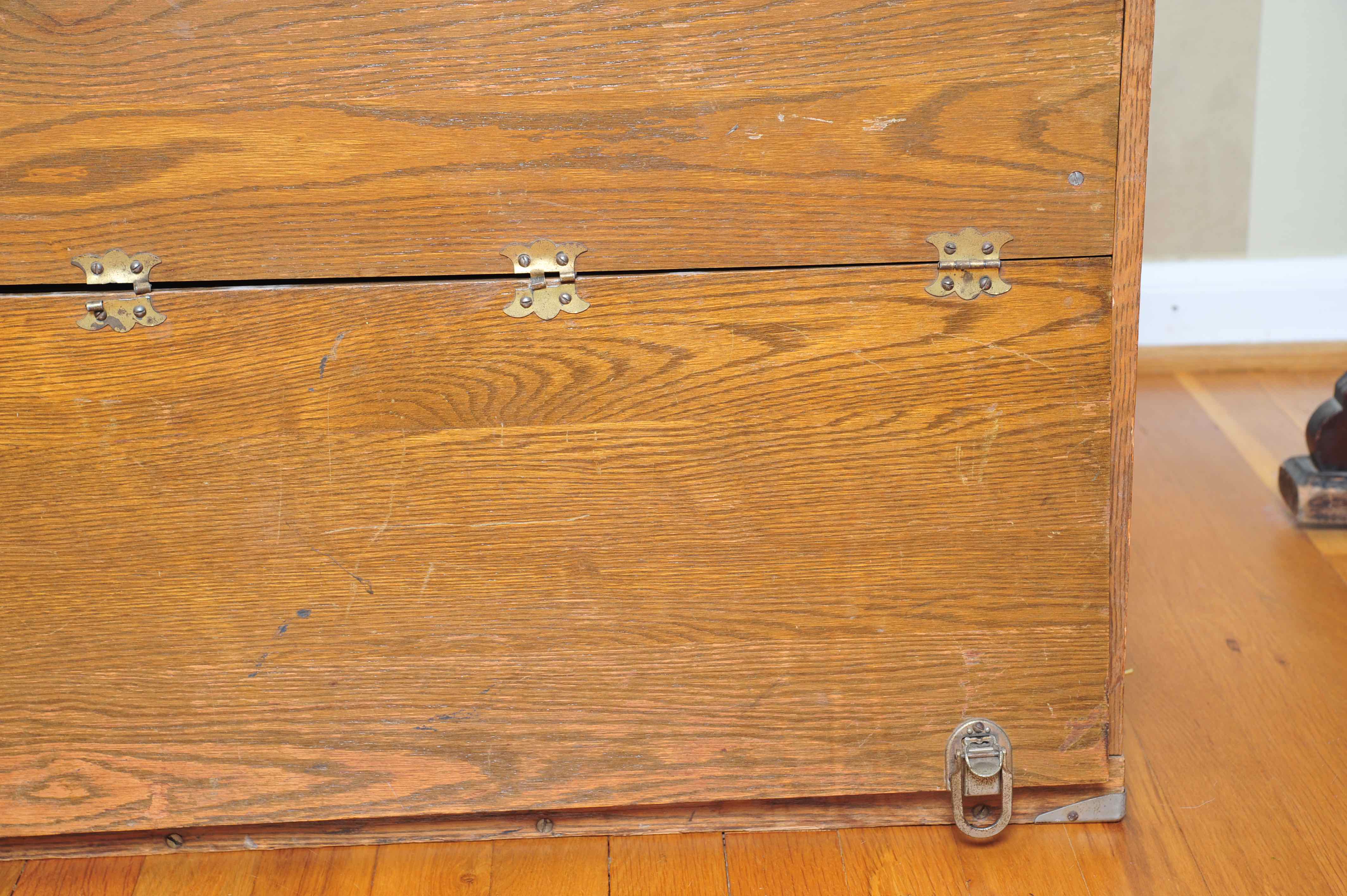 Antique Estey Portable Organ