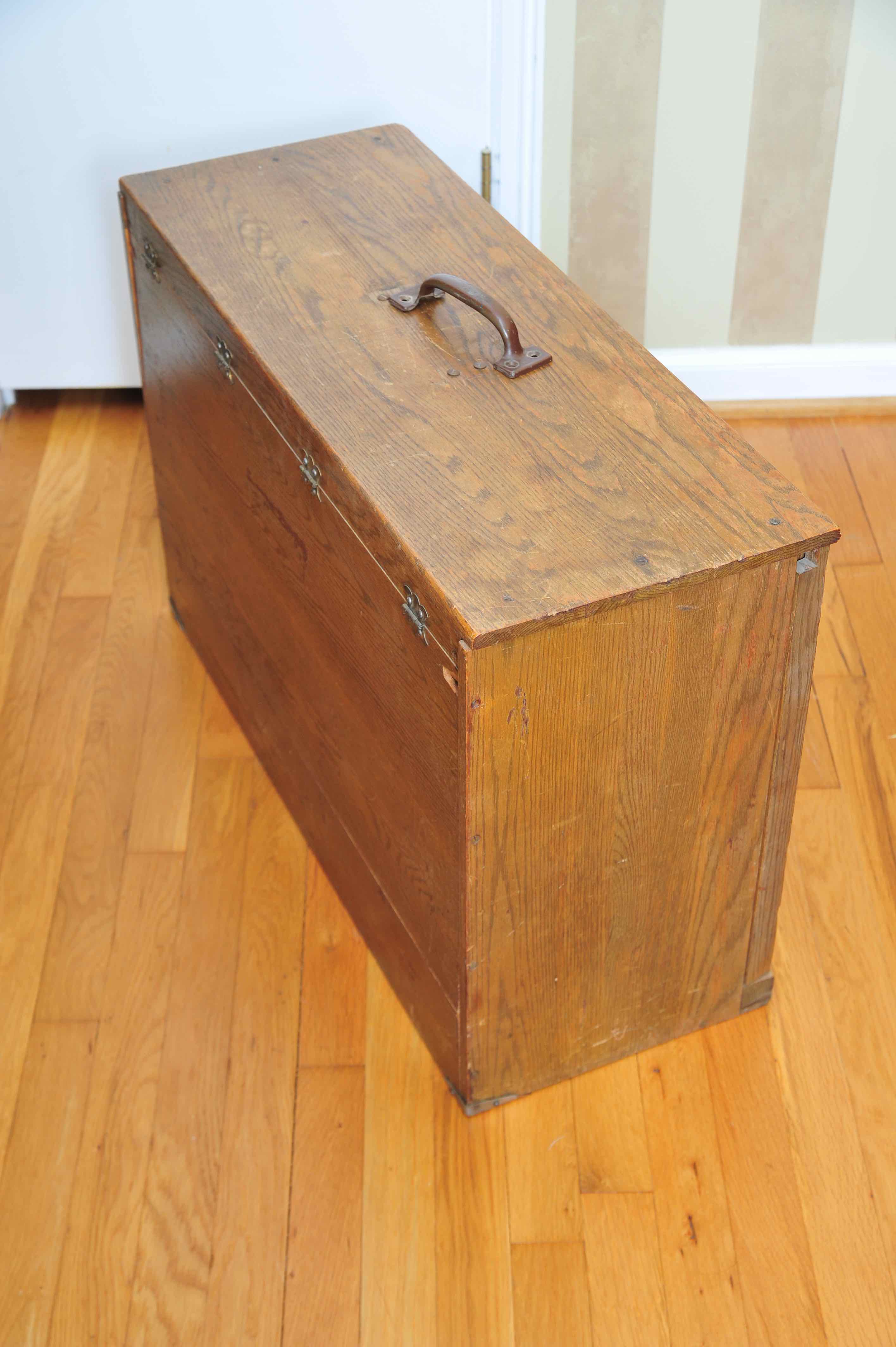 Antique Estey Portable Organ