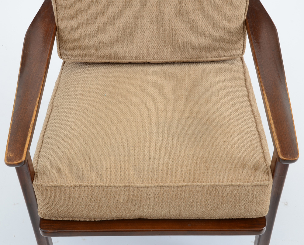 Danish Modern Hans Wegner Style Walnut Lounge Chair