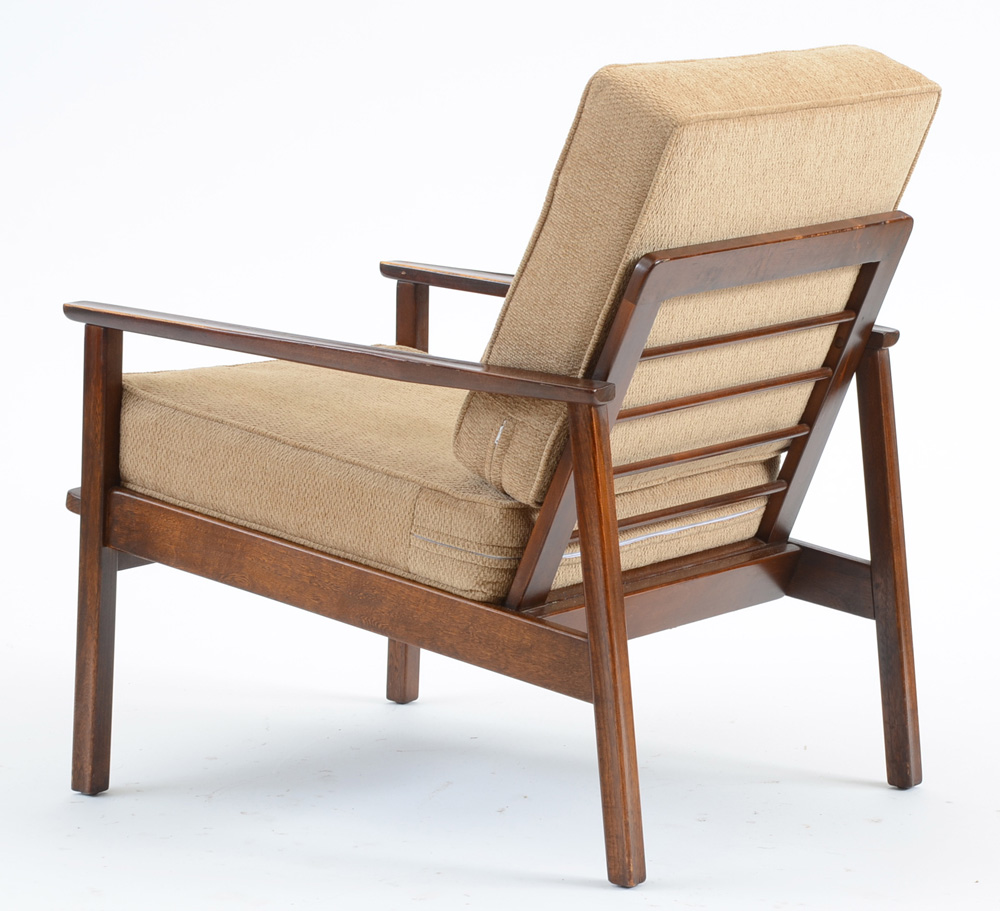 Danish Modern Hans Wegner Style Walnut Lounge Chair