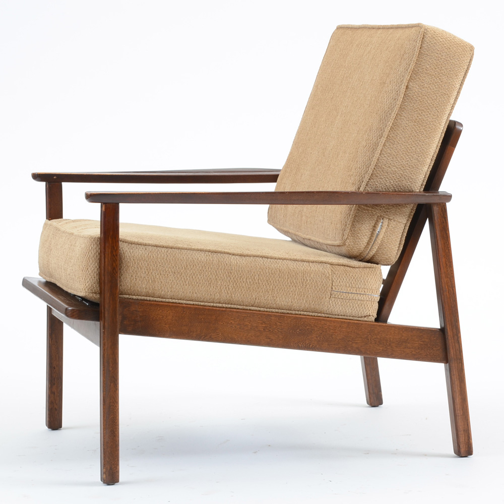 Danish Modern Hans Wegner Style Walnut Lounge Chair