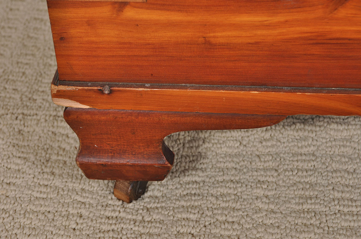 Standard Line Cedar Chest with Copper Straps