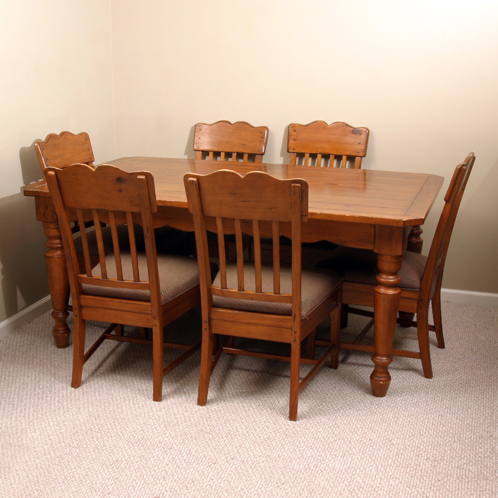 Drexel Heritage Dining Table and Chairs