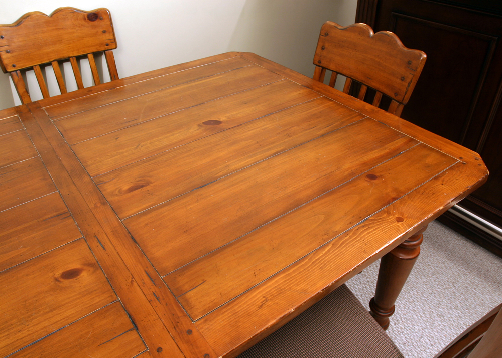 Drexel Heritage Dining Table and Chairs