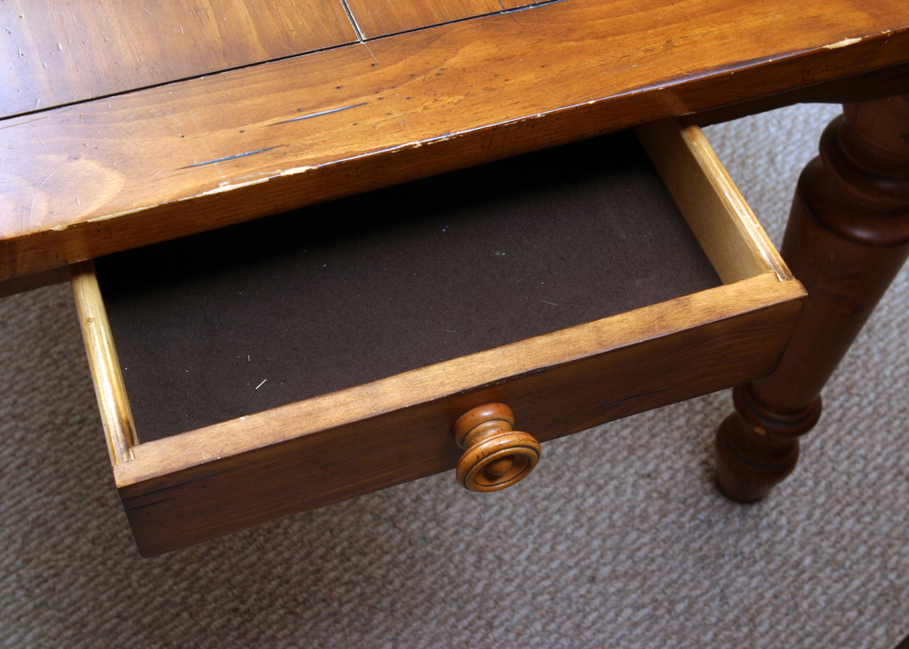 Drexel Heritage Dining Table and Chairs