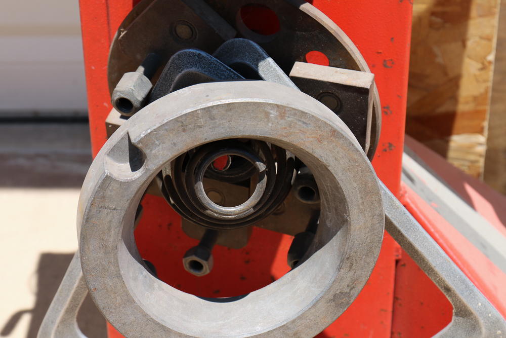 Snap-On Wheel Balancer with Accessories