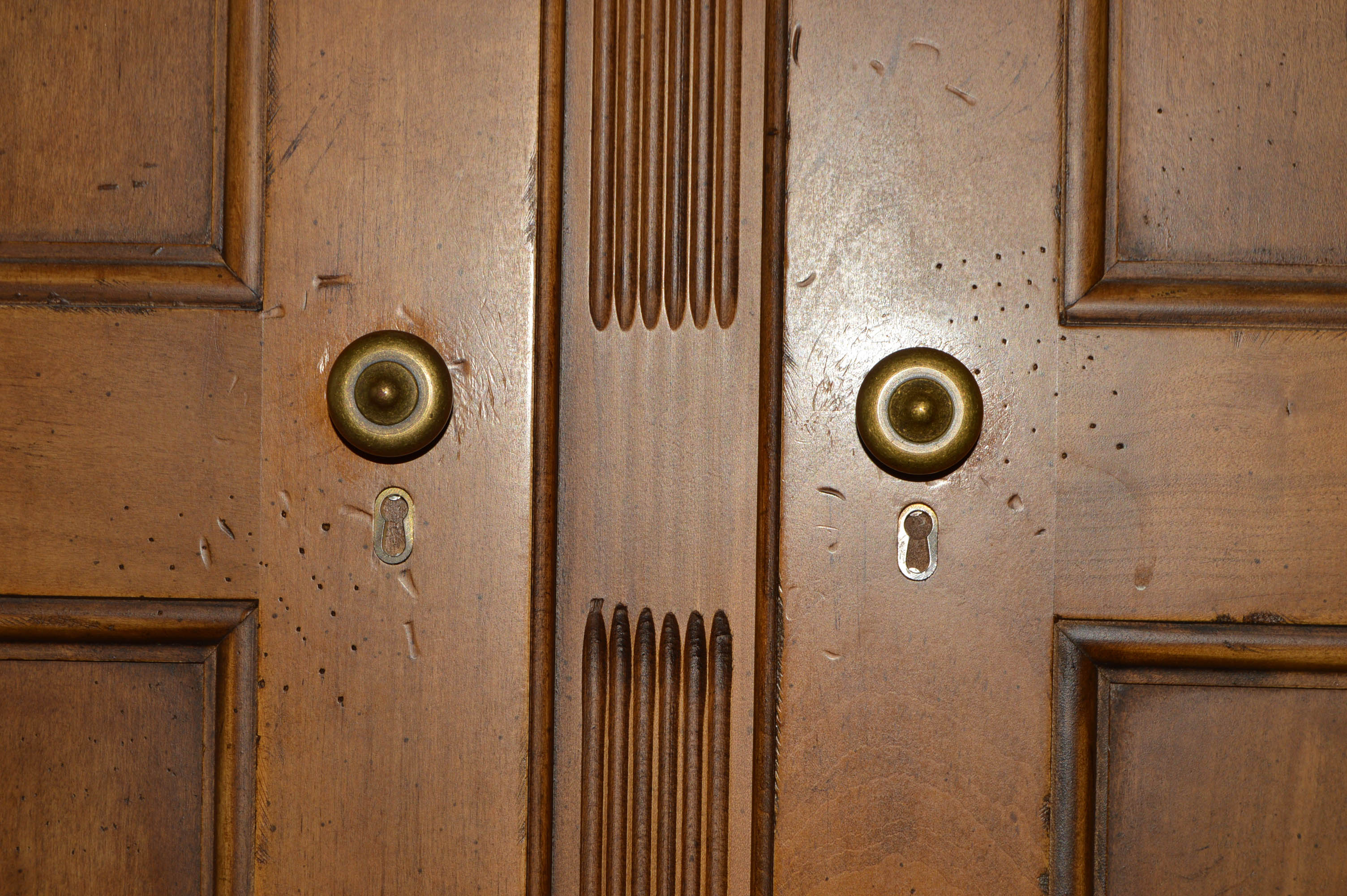 Drexel Heritage Country Collectibles Armoire Entertainment Center