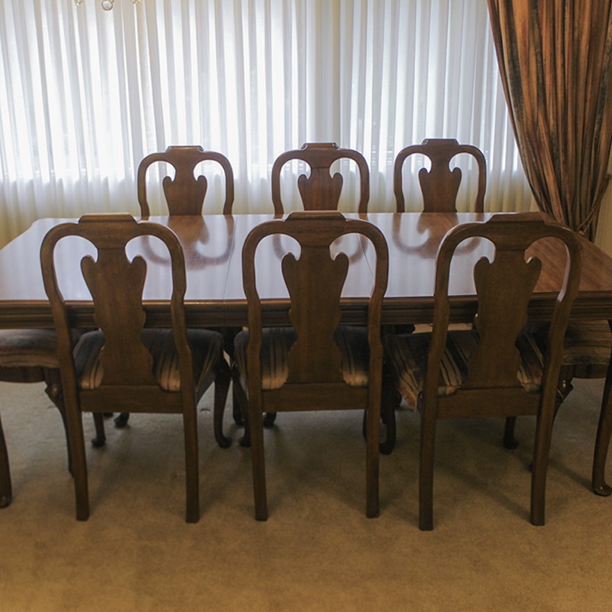 Davis Cabinet Co. Walnut Queen Anne Dining Table and Twelve Chairs