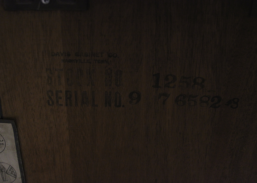 Davis Cabinet Co. Walnut Queen Anne Dining Table and Twelve Chairs