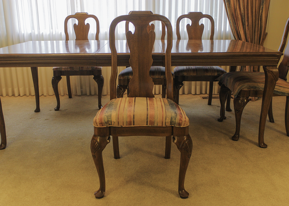 Davis Cabinet Co. Walnut Queen Anne Dining Table and Twelve Chairs