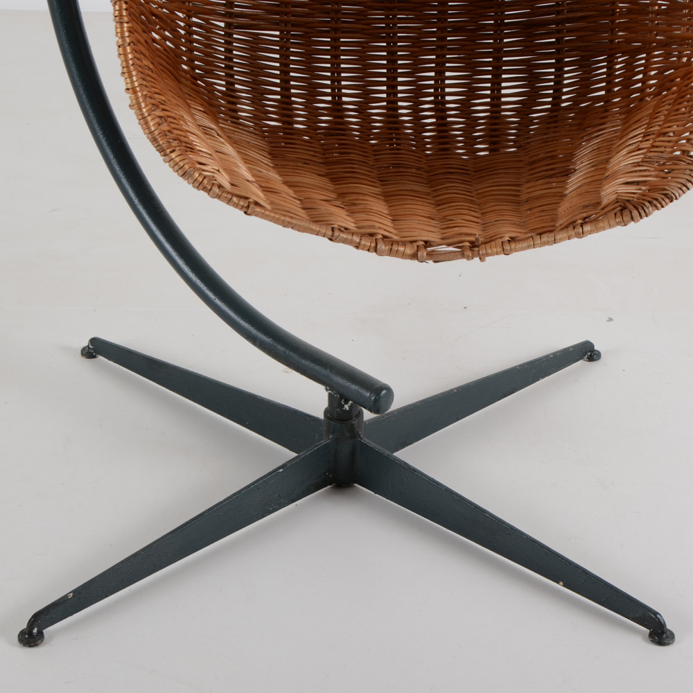 Hanging Wicker Egg Chair on Stand