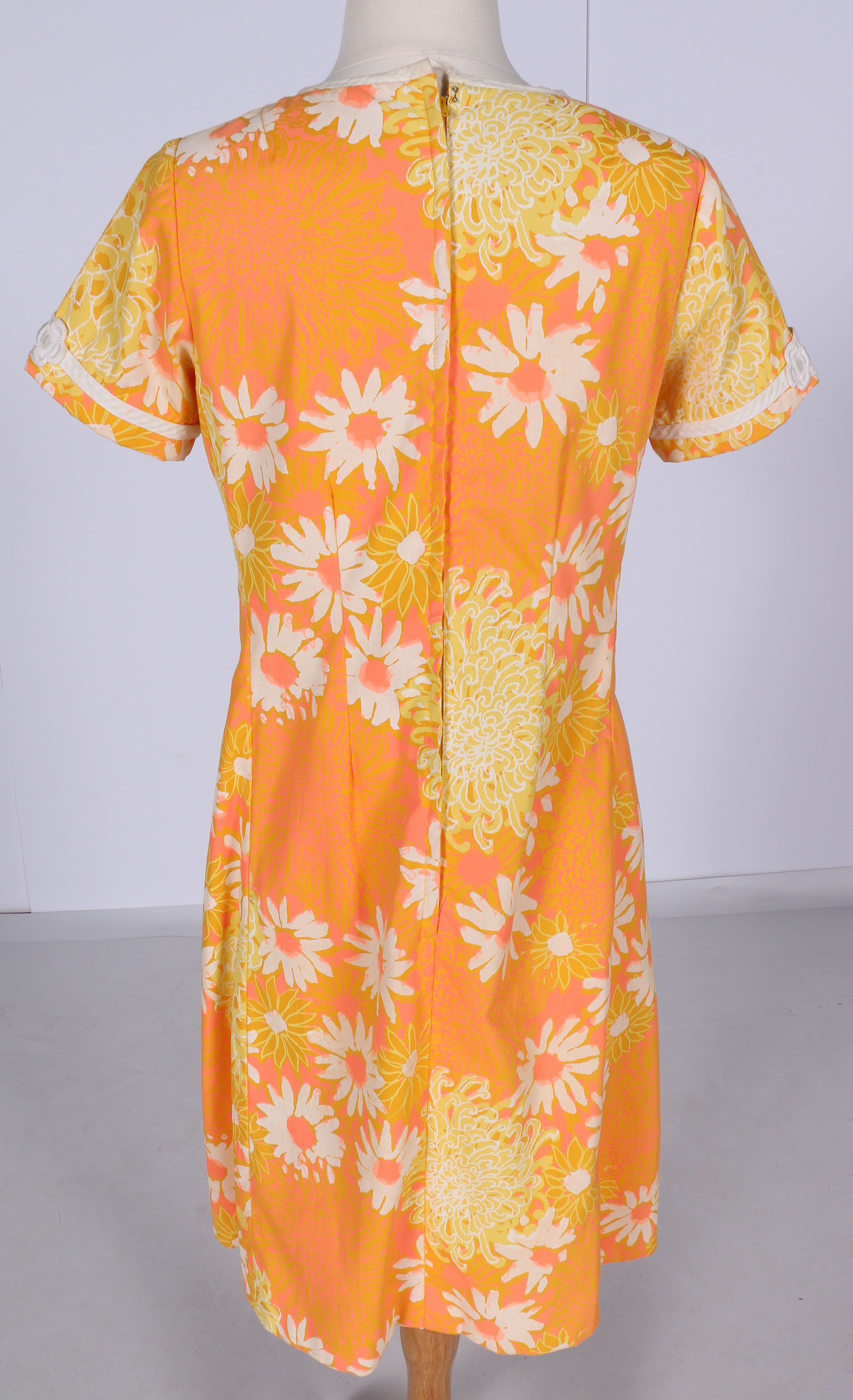 1970s The Lilly by Lilly Pulitzer Daisy Dress
