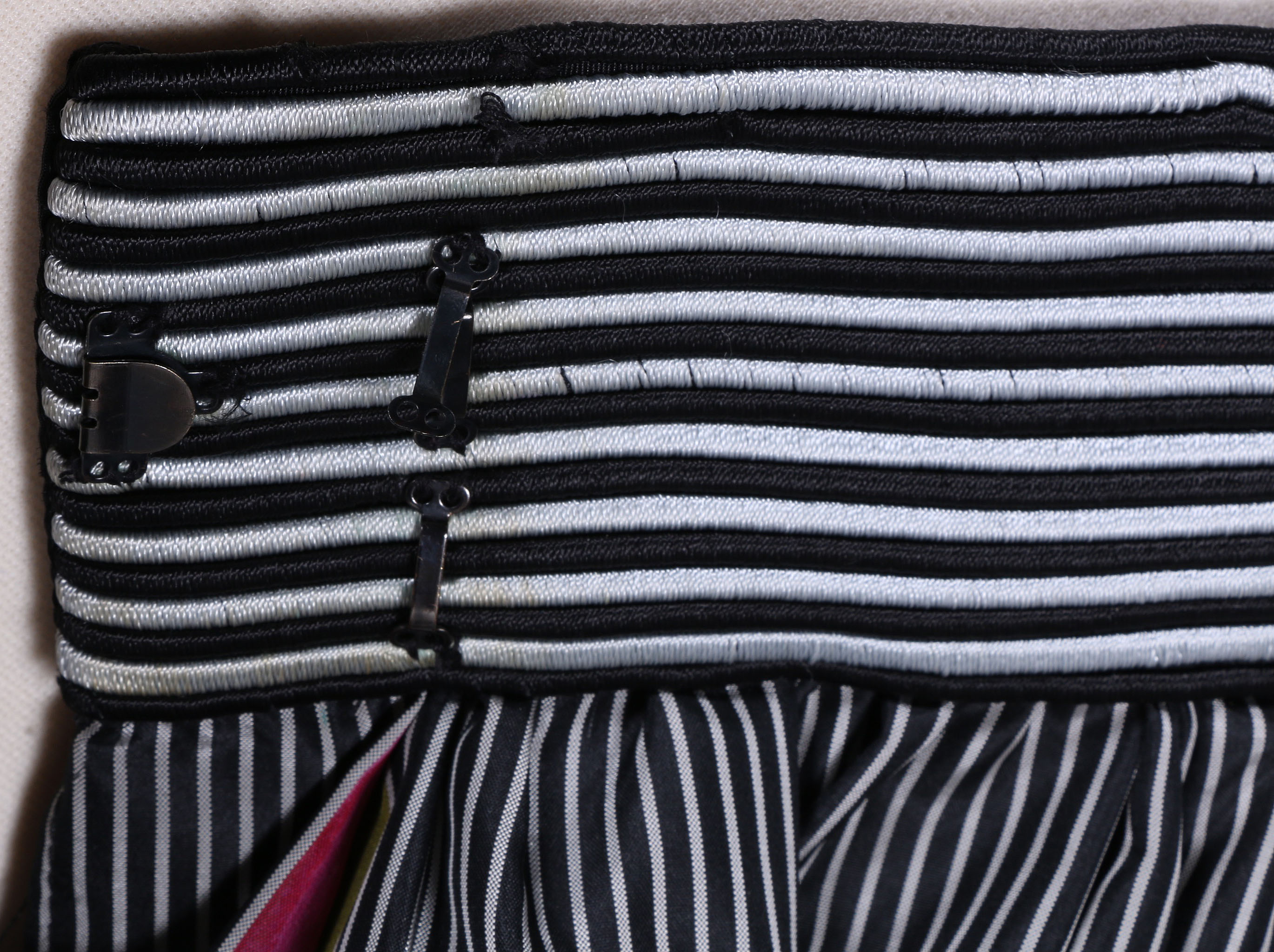 Vintage Oscar De La Renta Taffeta Tea-Length Skirt