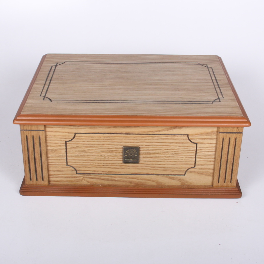 Thomas Pacconi Phonograph