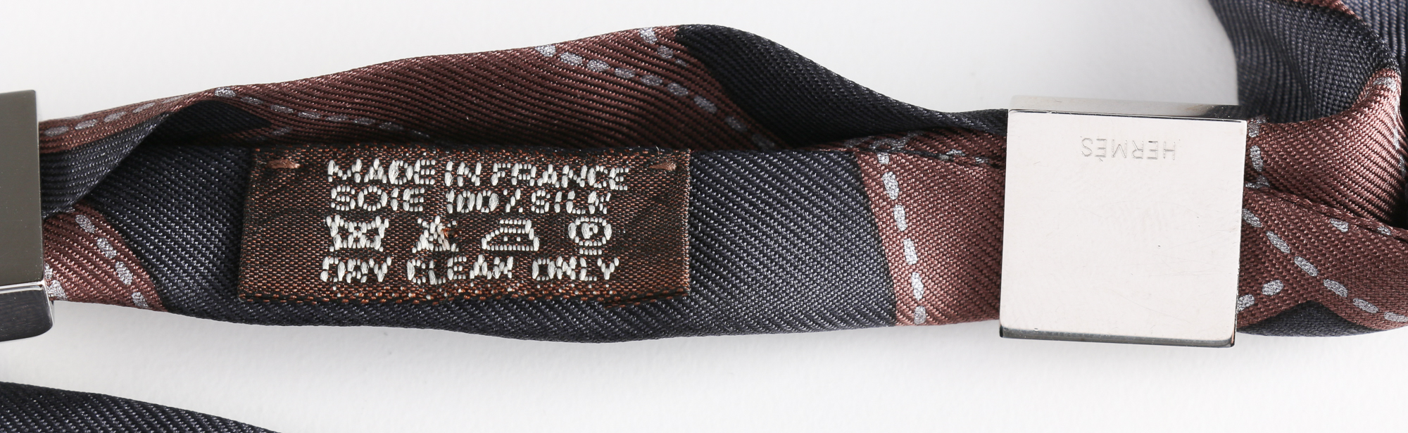 Hermès Twilly Scarf with Palladium Silver Tone Scarf rings.