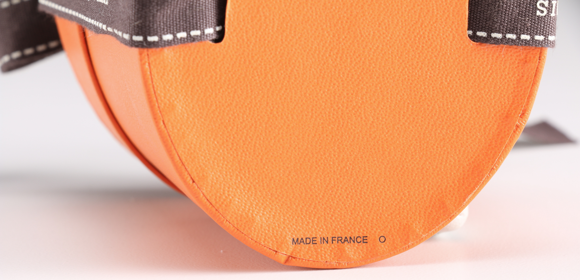 Hermès Twilly Scarf with Palladium Silver Tone Scarf rings.