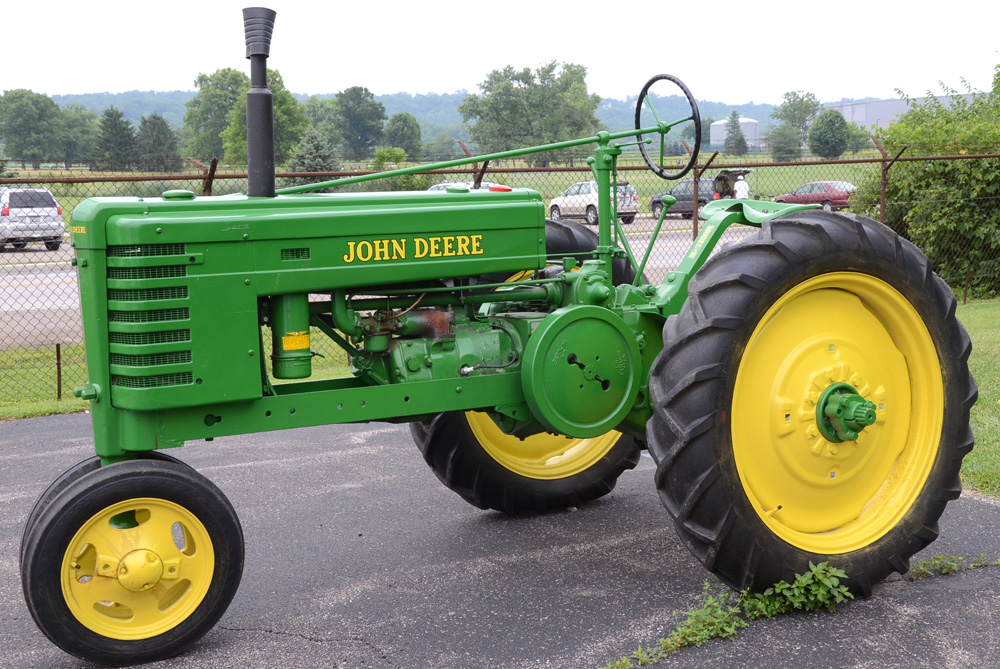 1941 John Deere Model-H Tractor