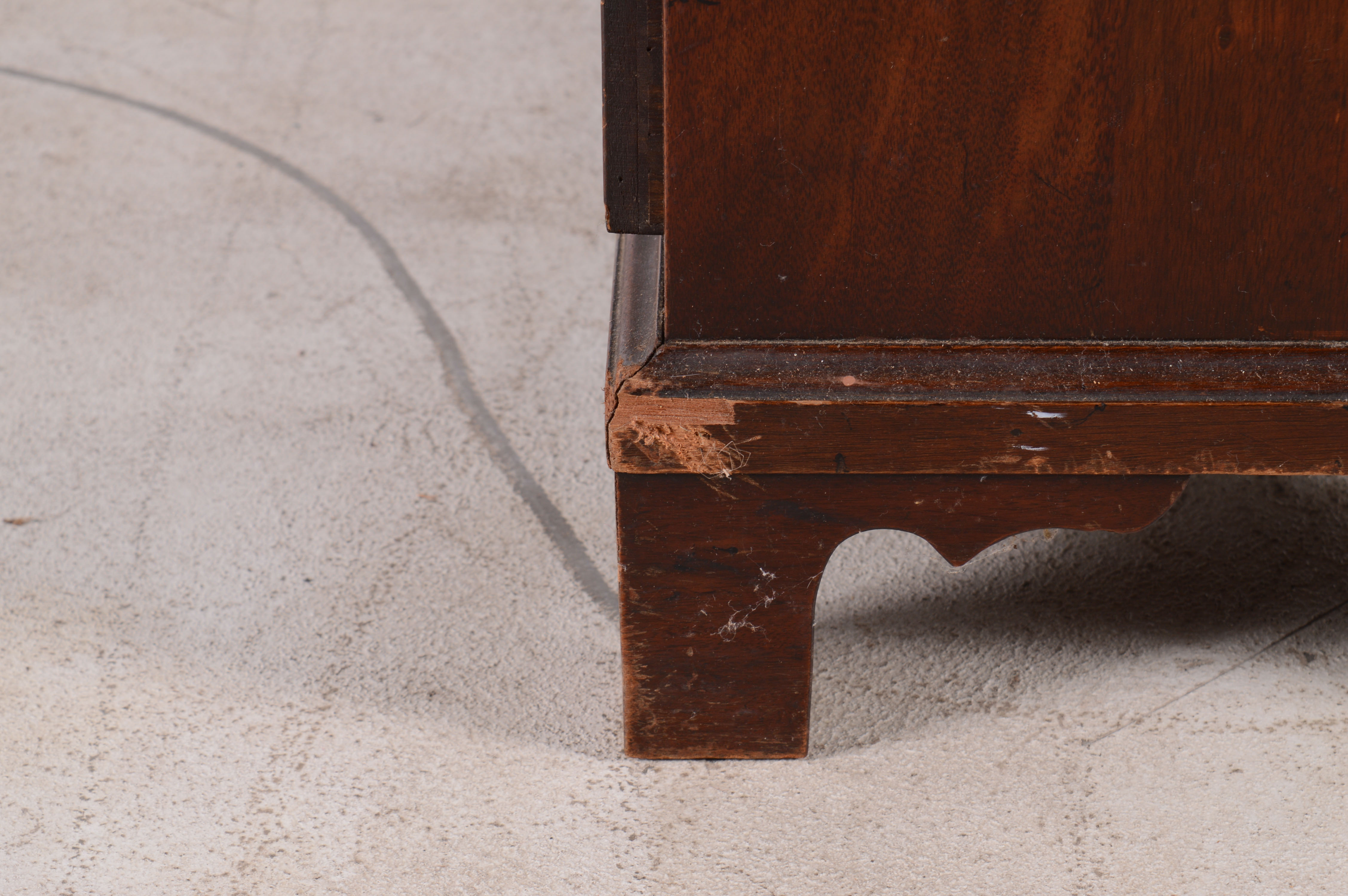 Vintage Chippendale Style Mahogany Bachelors Chest