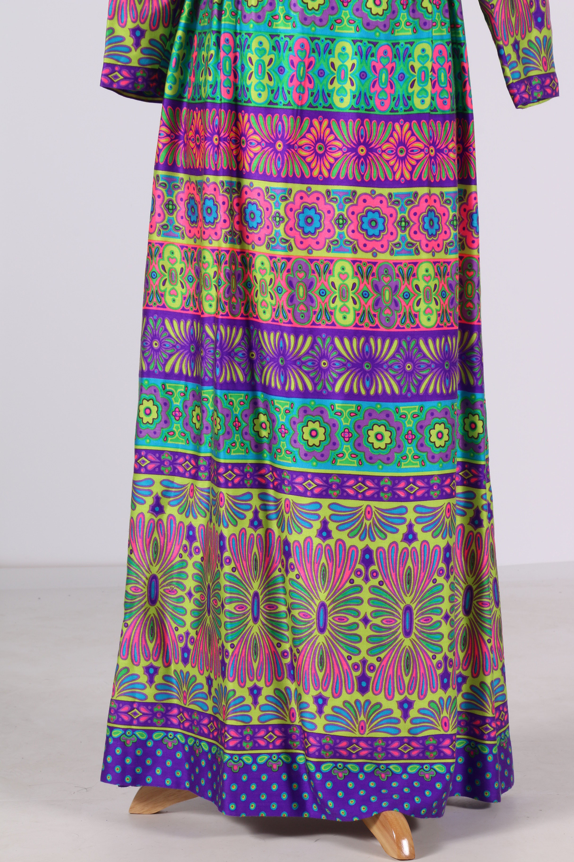 Vintage Alex Coleman Vibrant Kaleidoscope Maxi Dress
