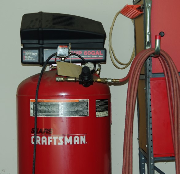 Craftsman 6 HP Twin Cylinder Air Compressor with 100 ft Hose