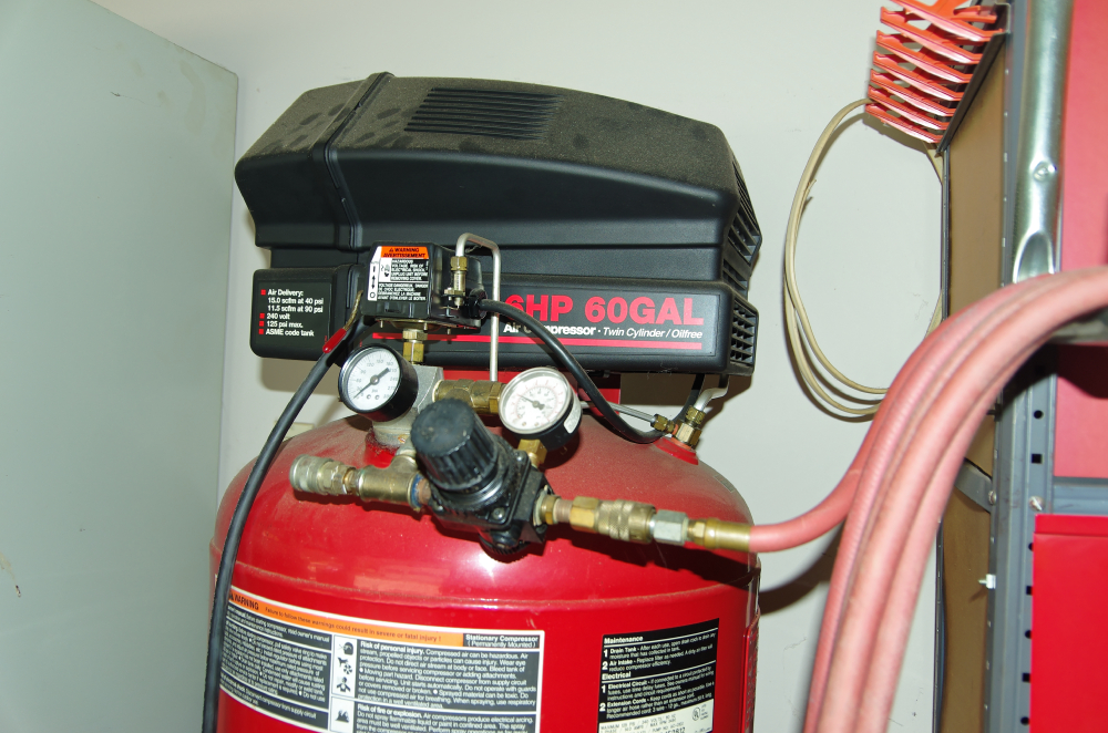 Craftsman 6 HP Twin Cylinder Air Compressor with 100 ft Hose