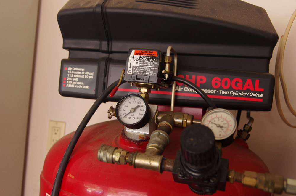 Craftsman 6 HP Twin Cylinder Air Compressor with 100 ft Hose