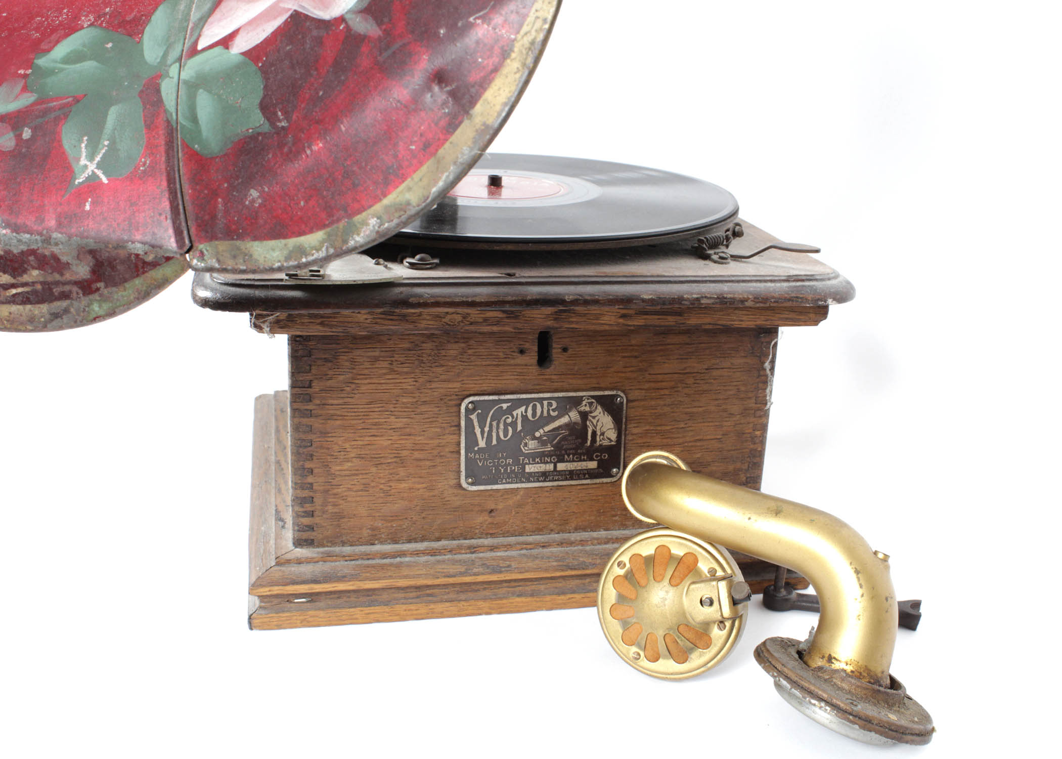 Vintage Horn Victrola  VIC.II 40944