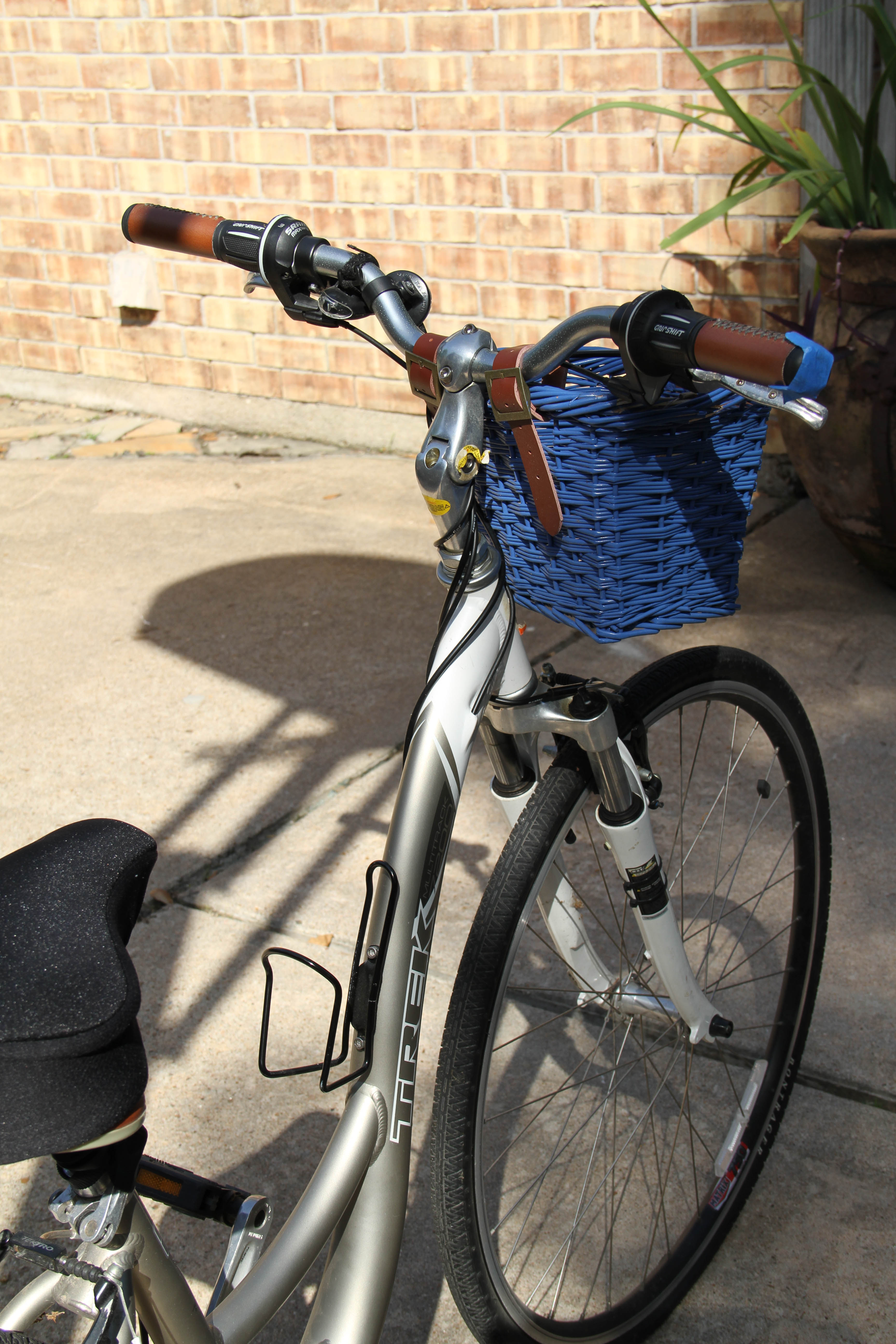 Women's Trek Multitrack 7200 Bicycle