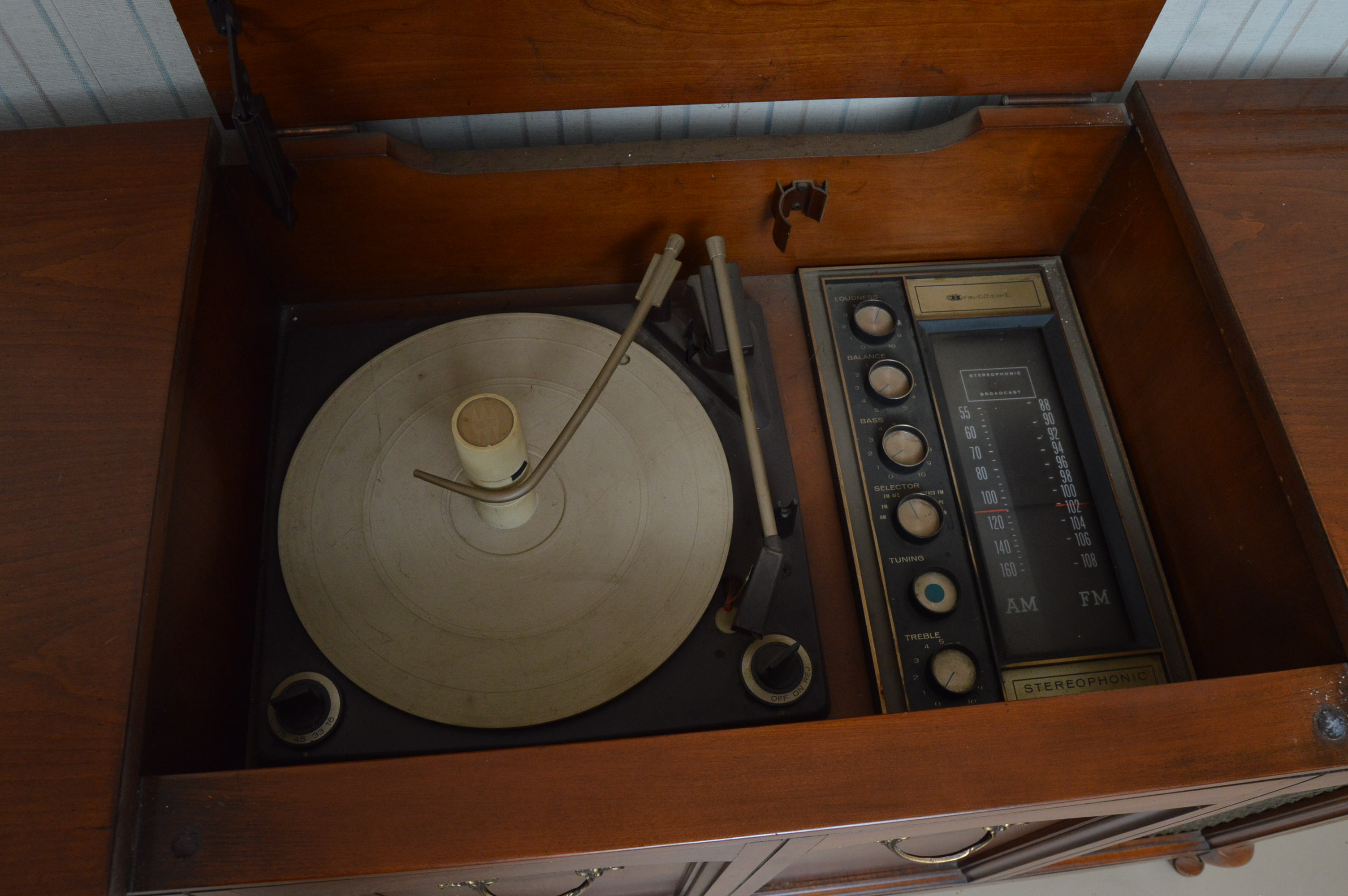 Bradford "Stereophonic" Console Stereo