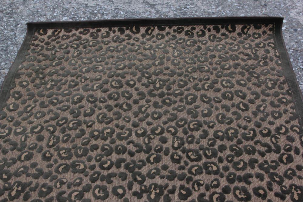 Couristan Urbane "Captivity" Area Rug