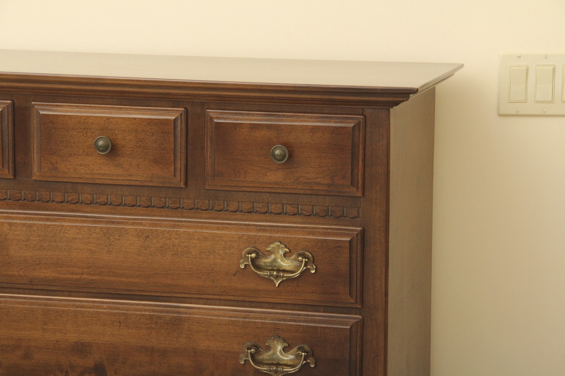 Ethan Allen Chest of Drawers