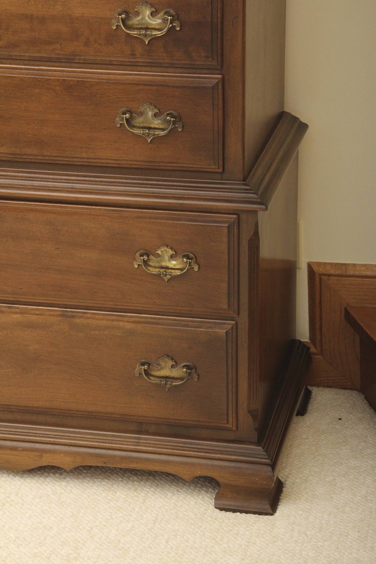 Ethan Allen Chest of Drawers