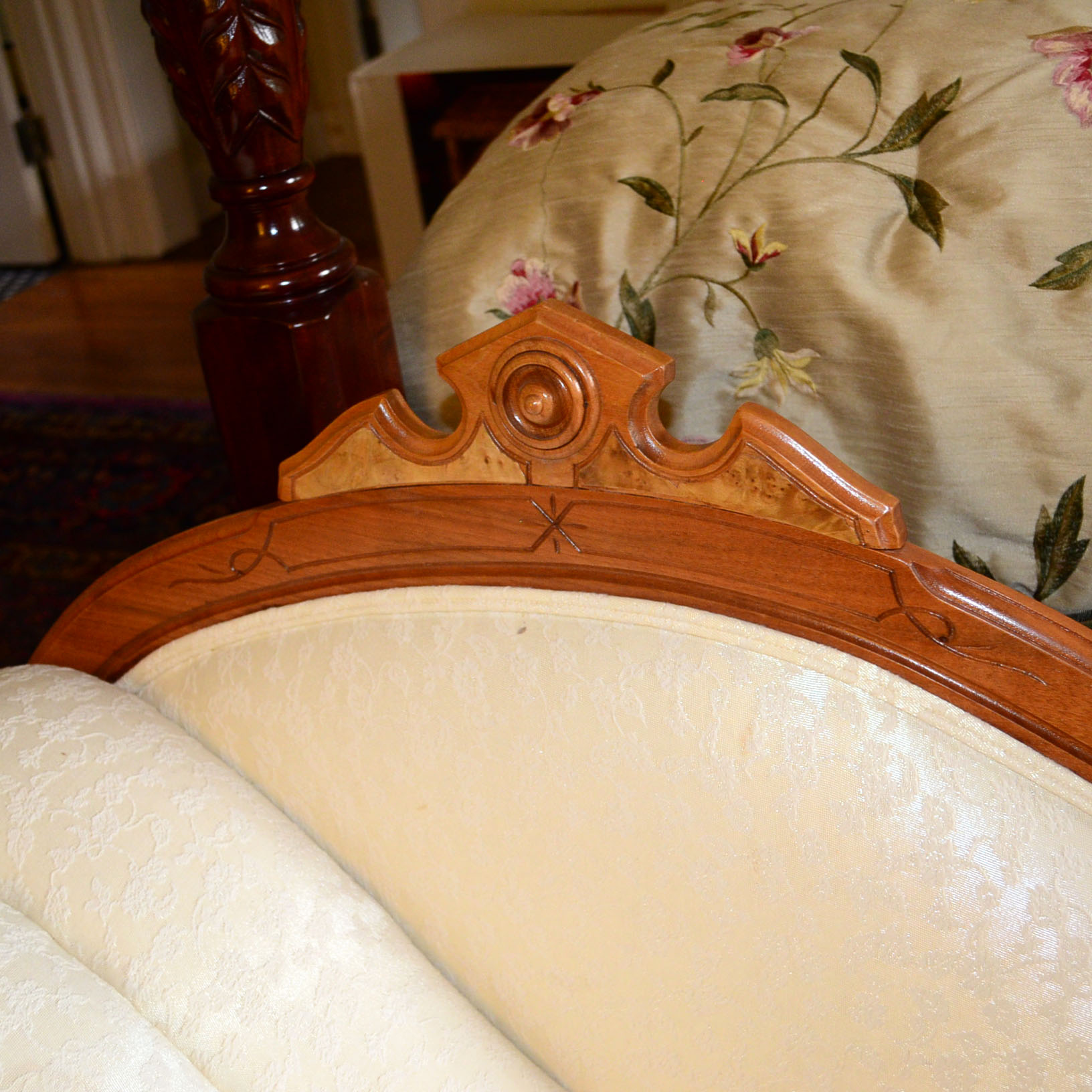 Eastlake Chaise Lounge