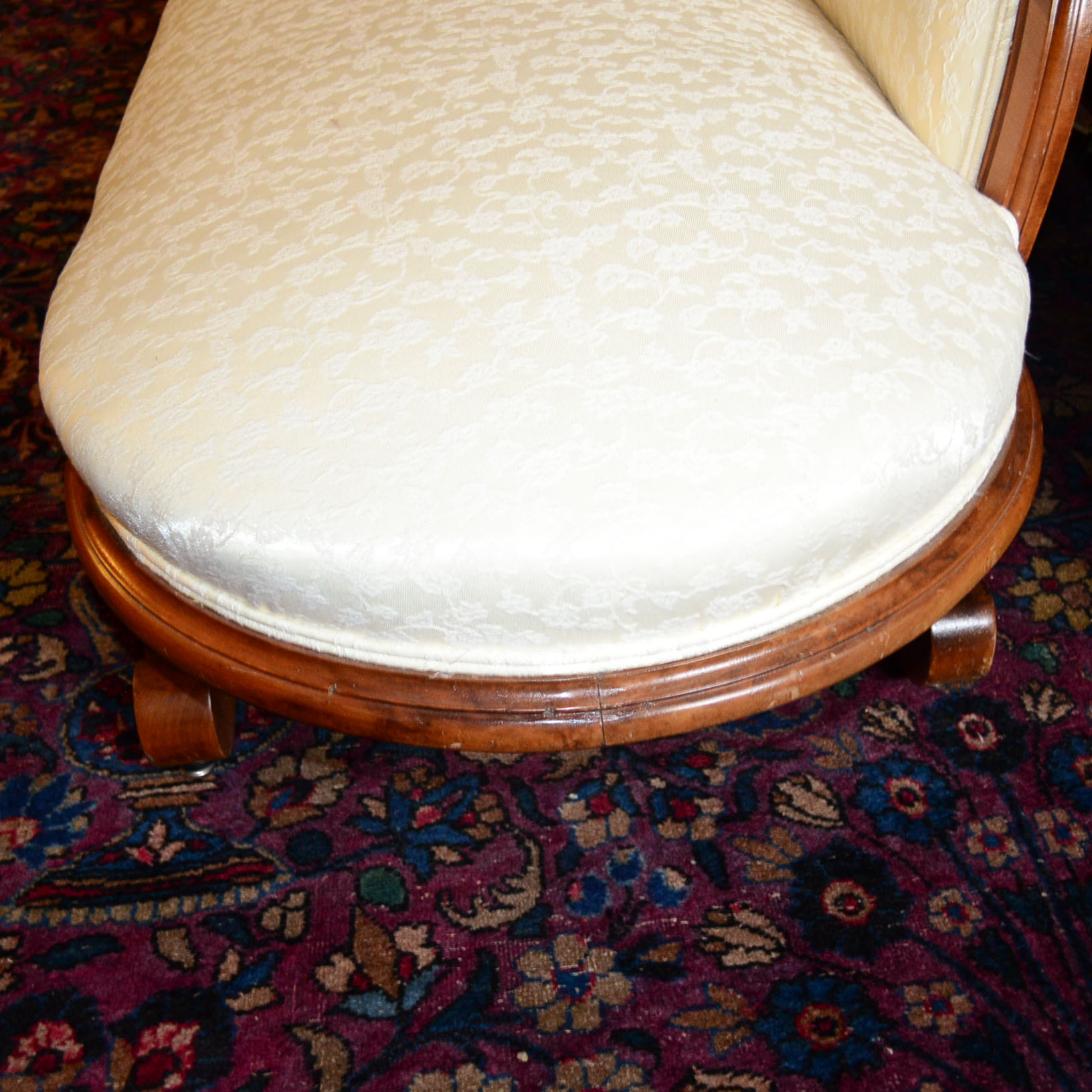 Eastlake Chaise Lounge