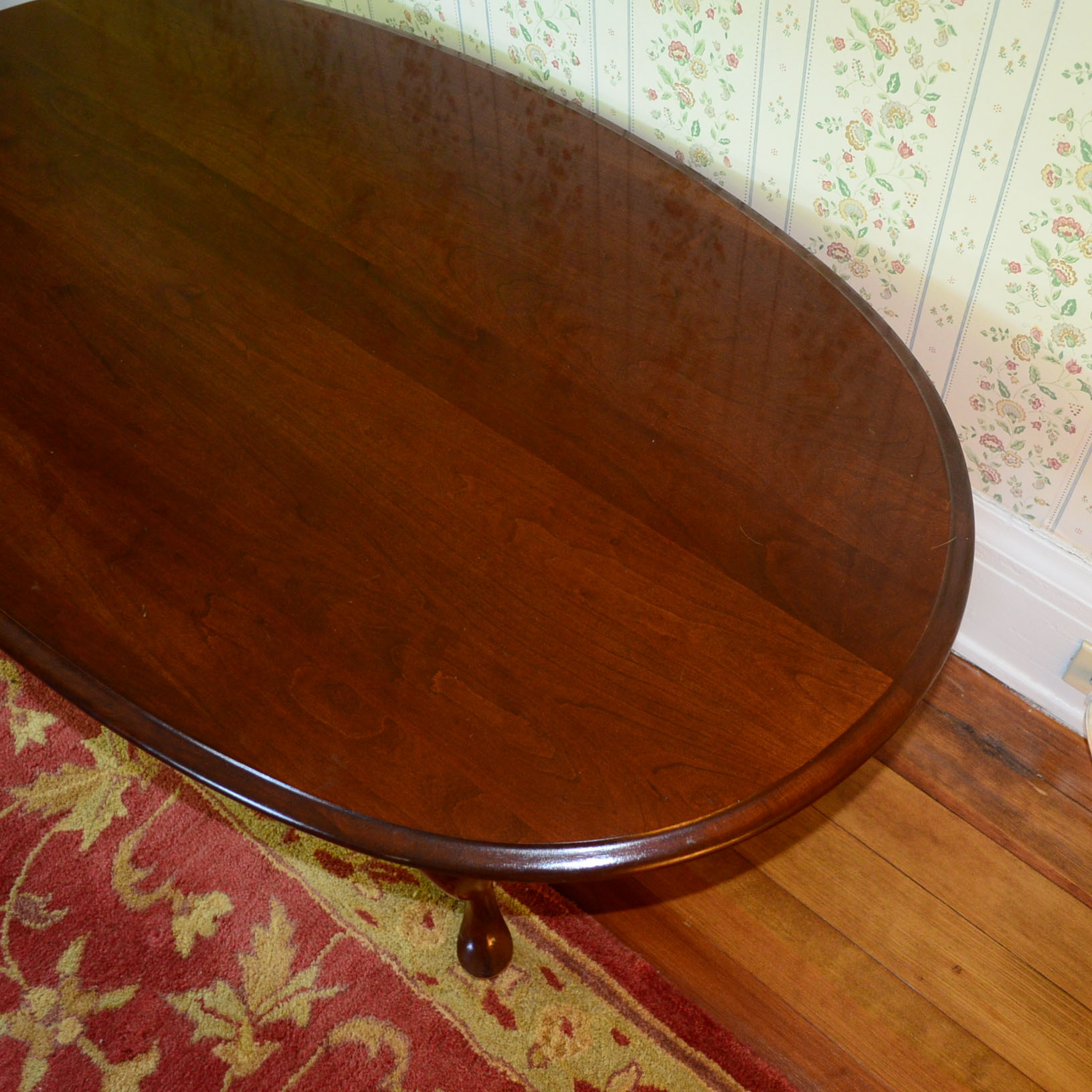 Queen Anne Style Coffee Table
