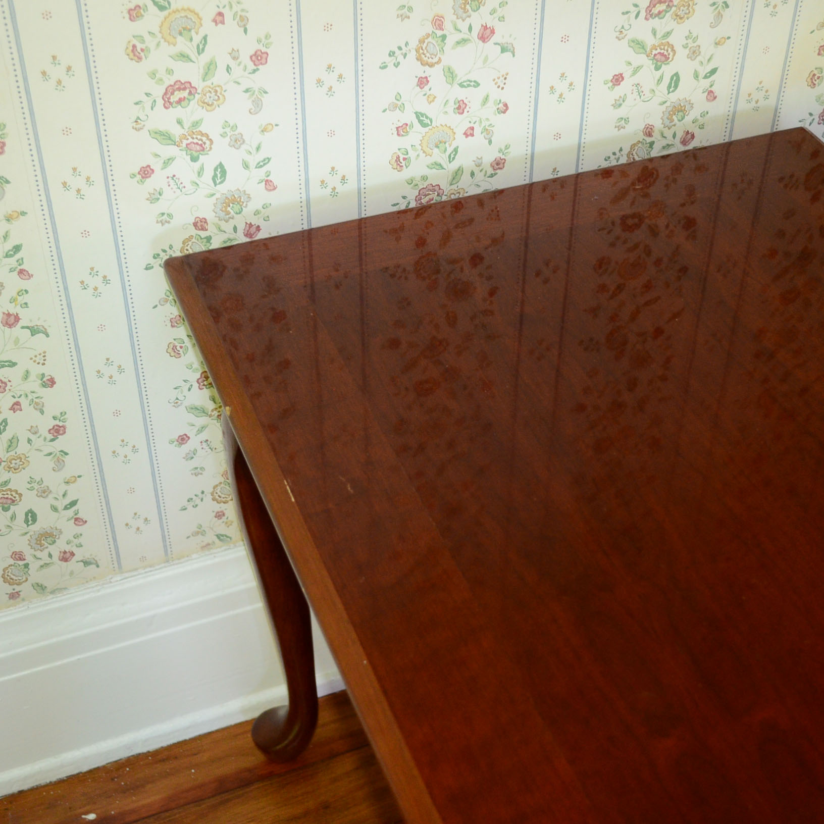 Pair of Queen Anne Style End Tables