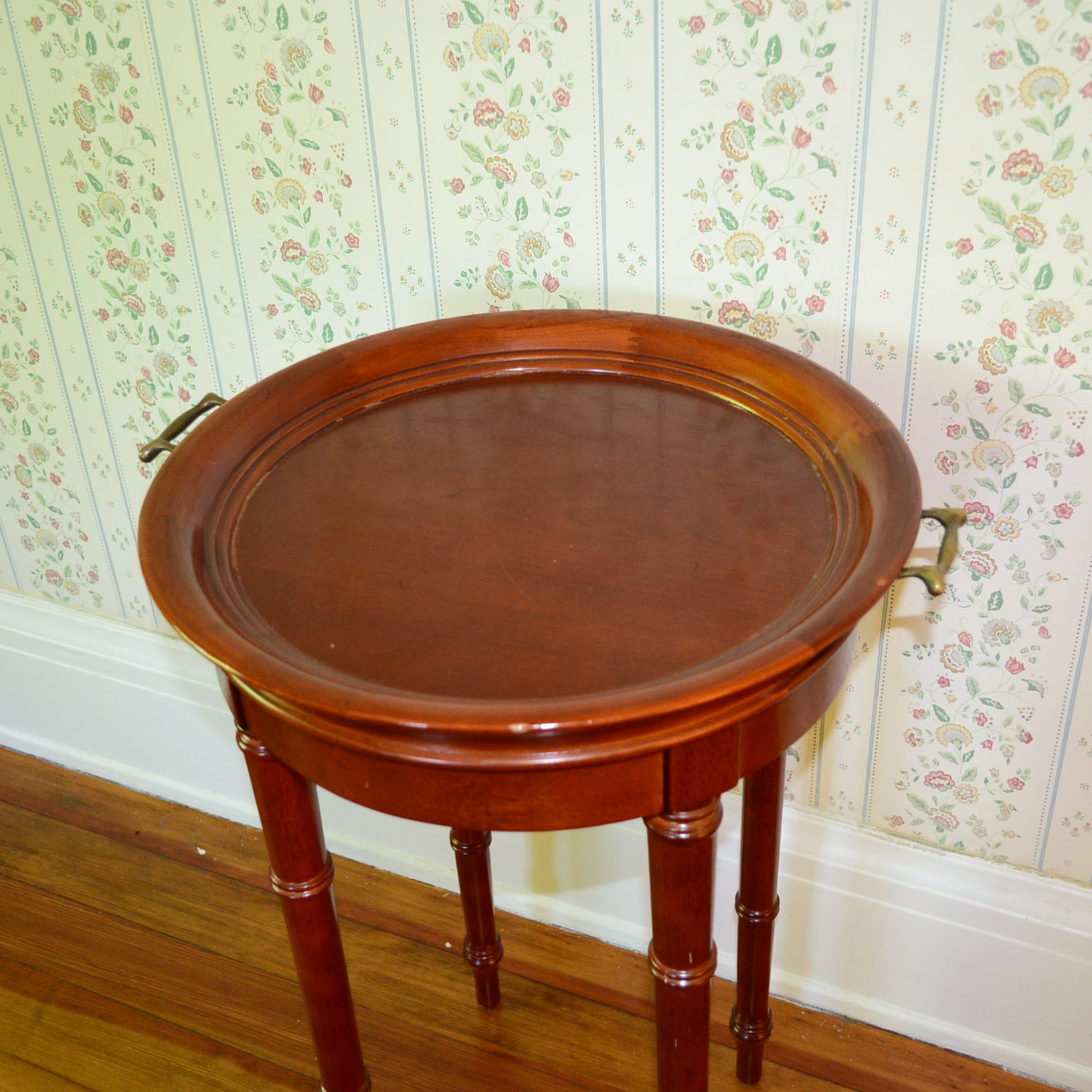 Bombay Company Round Accent Table With Tray Top